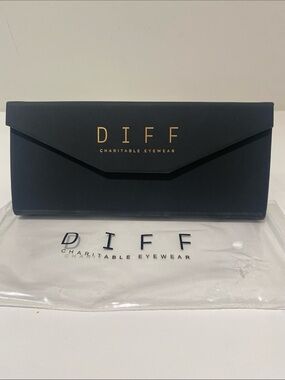 Diff Eyewear Collapsible Black Eyeglass Glasses Case